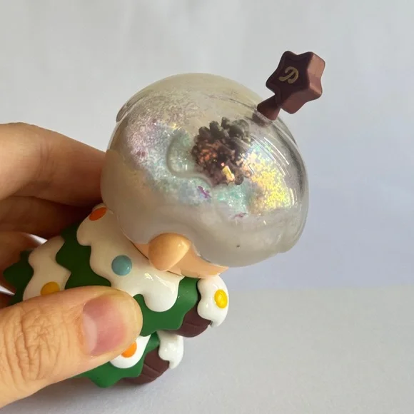 100% Authentic Popmart x Pino Jelly Christmas Make a Wish Series - Xmas Tree - Picture 6 of 6